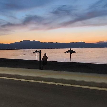 Sun, Sea, And Sand-Only 20 Footsteps To The Beach Corinth Екстериор снимка